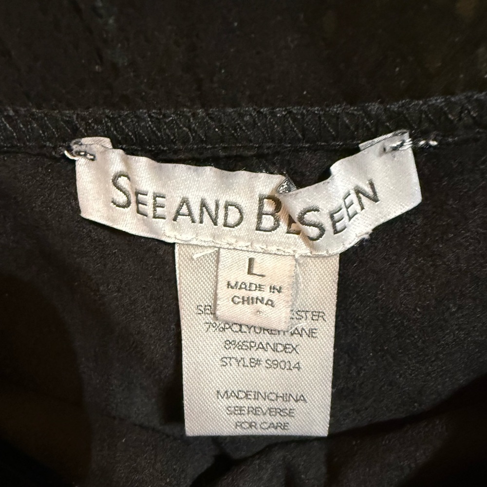 Elegant Black Faux Snake Skin Skirt - Picture 4 of 4